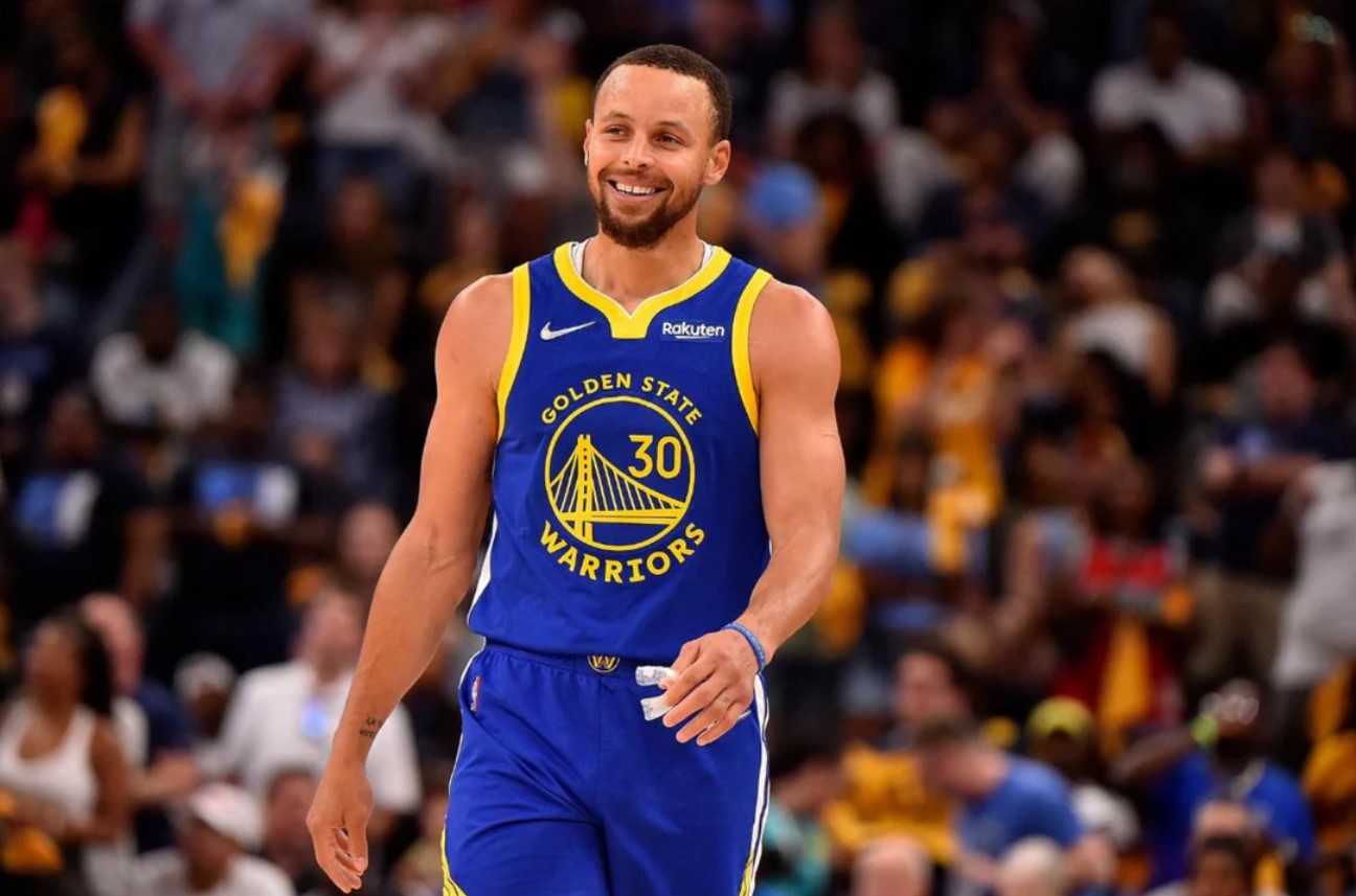 Stephen Curry's Financial Journey 2